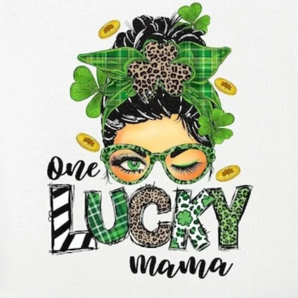 One Lucky Mama Trendy Mom St Patrick_s Day T-Shirt - Picture 2 of 5